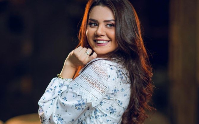 Oksana Rəsulova bu teatrda çalışmağa başladı - VİDEO