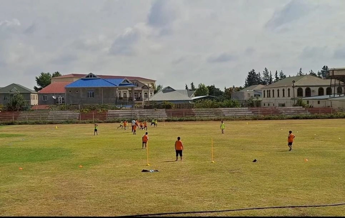 Билясуварский городской стадион пришёл в негодность