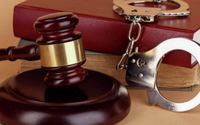 Onlayn qumar oyunları təşkil edən mütəşəkkil dəstənin 3 üzvü məhkəmə zalında həbs olunub