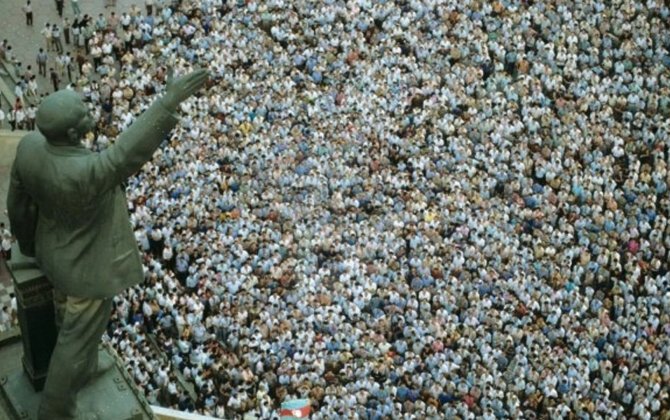 Niyə Əbülfəz Əliyev, N.Pənahlı, Bəxtiyar Vahabzadə insanları meydandan getməyə, Ənvər Əliyev isə qalmağa çağırırdı?..