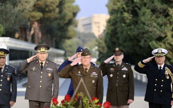 ABŞ-ın briqada generalı Azərbaycana GƏLDİ - FOTO