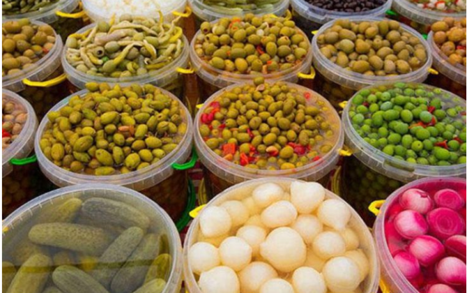 Bu turşular sağlamlığınızı məhv edir - Ekspertdən xəbərdarlıq