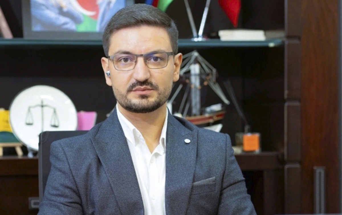 Адвокат Эльчин Ахмедов подвергся нападению в суде-ФОТО