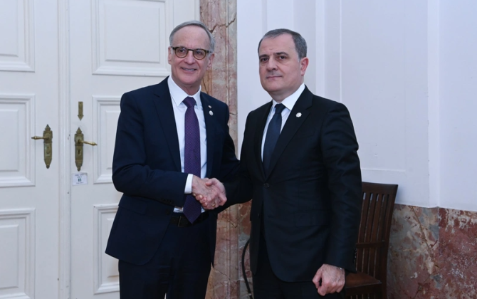 Azərbaycan və Kanada rəsmiləri ikitərəfli əməkdaşlığı müzakirə ediblər - FOTO