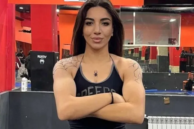 Azərbaycanda qadın boksçu və tələbəsi tutuldu - QULDURLUQ