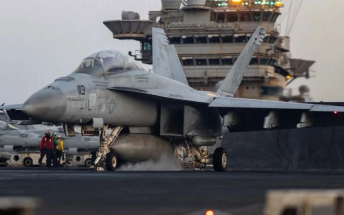 США объяснили потерю двух истребителей