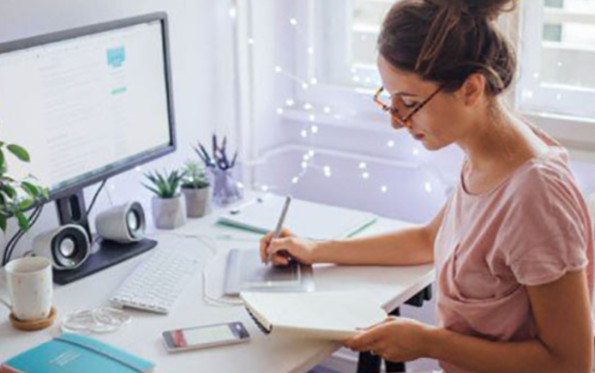 Evdən işləmək qanuniləşir: Əmək bazarında hansı yeniliklər olacaq?