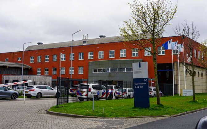 СМИ: В Нидерландах заключенные взяли в заложники сотрудников тюрьмы