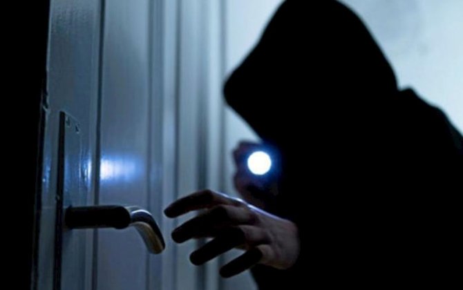 Market və təmir sexindən oğurluq edən iki şəxs saxlanıldı