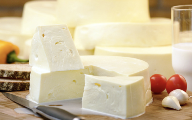 Грузия увеличила расходы на импорт сыра и творога из Азербайджана почти в 6 раз
