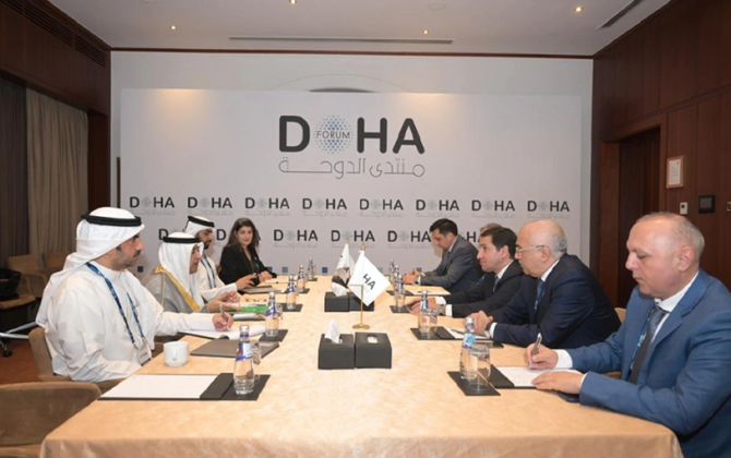 Hikmət Hacıyev Körfəz Əməkdaşlıq Şurasının baş katibi ilə görüşüb - FOTO