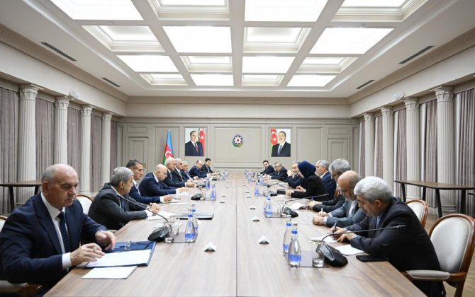 Şahin Mustafayev İran xarici işlər naziri ilə görüşüb