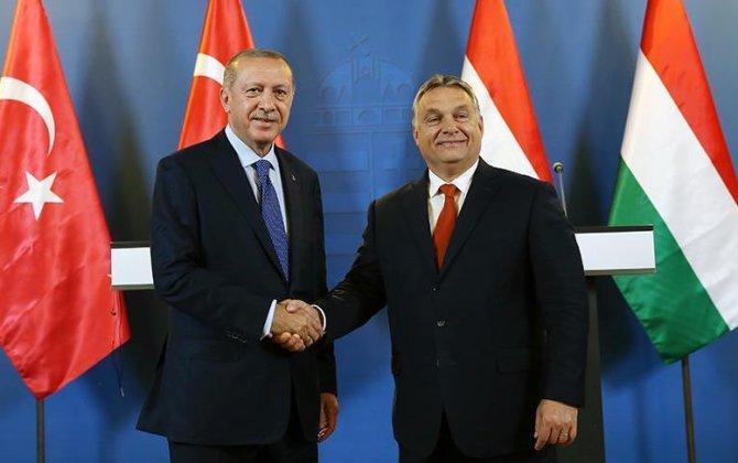 Турция и Венгрия обсуждают реализацию совместных проектов в оборонной сфере