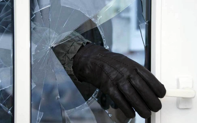 Bakıda kişi arvadının valideynlərinin evindən qızıl oğurlayıb