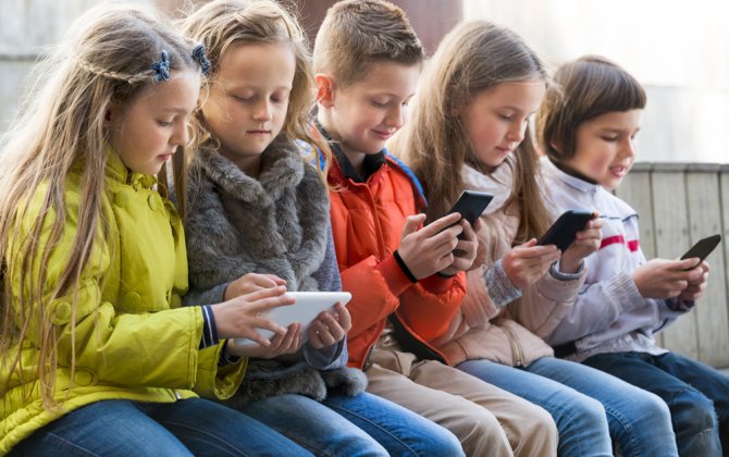 Австралия стала первой страной с возрастным ограничением для соцсетей