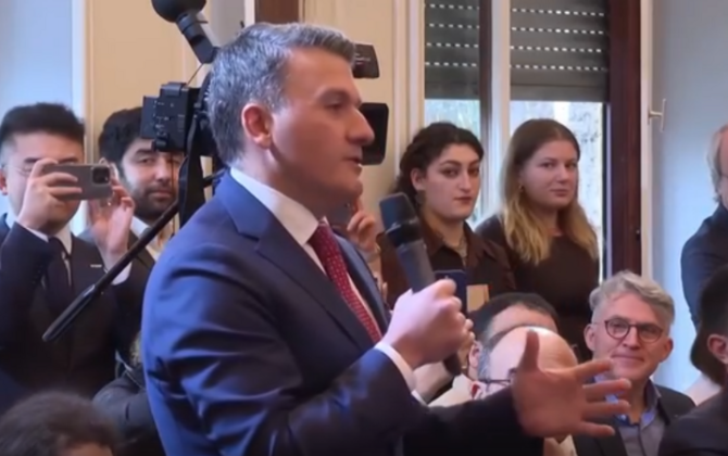 Azərbaycan səfiri Paşinyanı erməni dilində salamladı - VİDEO