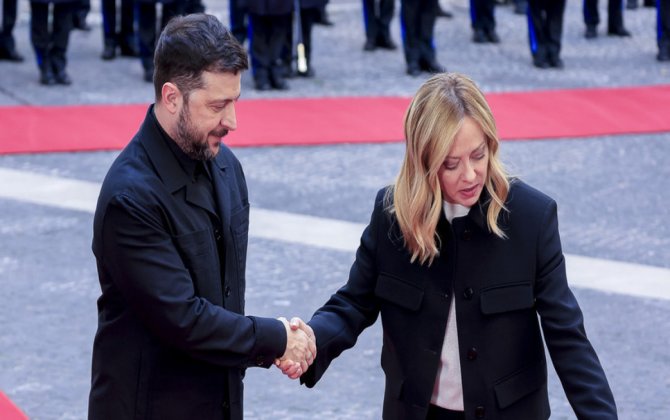 KİV: Corcia Meloni Zelenskini “ağrılı güzəştlərə” hazır olmağa çağırıb