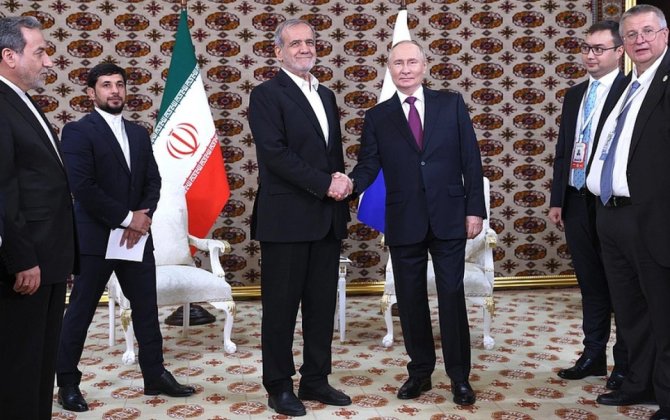 Пезешкиан и Путин встретятся в Туркменистане
