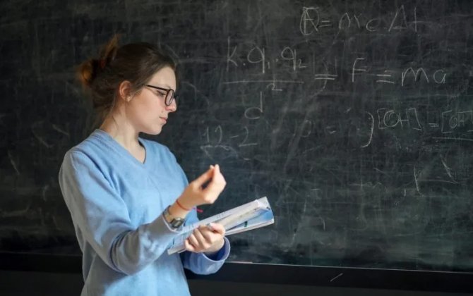 Hansı müəllimlər dərs vaxtı məzuniyyətə çıxa biləcək? - AÇIQLANDI