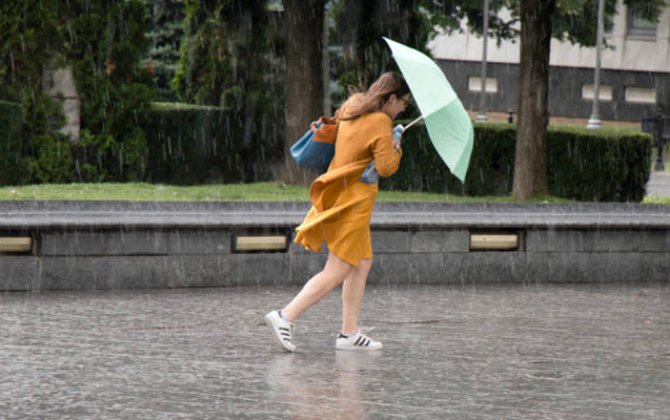 Ölkə ərazisində güclü yağıntıların səbəbi açıqlanıb