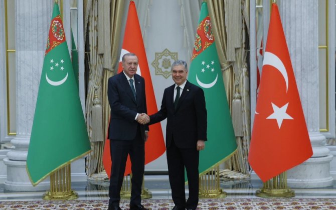 Ərdoğan Aşqabadda Qurbanqulu Berdiməhəmmədovla görüşüb