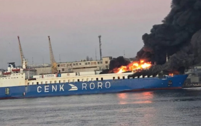 Türkiyə gəmisi Odessada Rusiya tərəfindən vuruldu - VİDEO