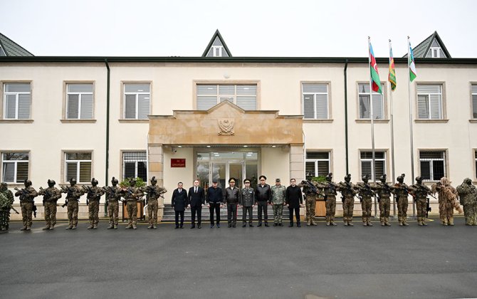 Закир Гасанов показал делегации Узбекистана азербайджанское оружие-ВИДЕО