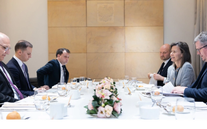 Varşava Bakı ilə əməkdaşlığın daha da genişləndiriləcəyinə ümid edir