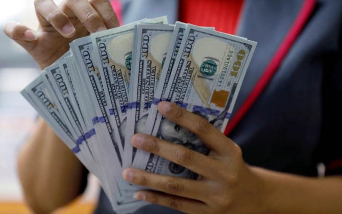 Qubada atasının 7300 dollarını oğurlayan şəxs saxlanılıb