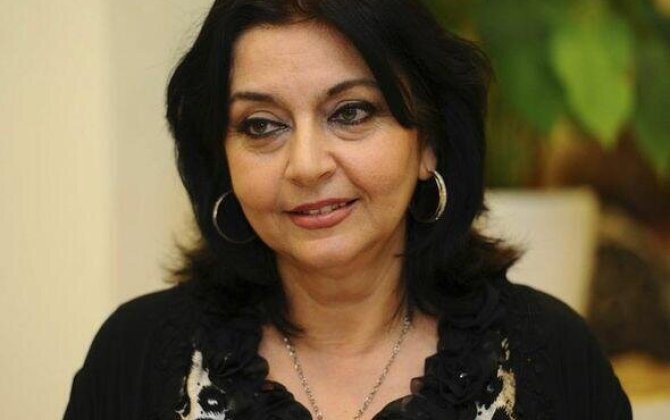 Həmidə Ömərova ilk dəfə nəvəsinin FOTOSUNU PAYLAŞDI