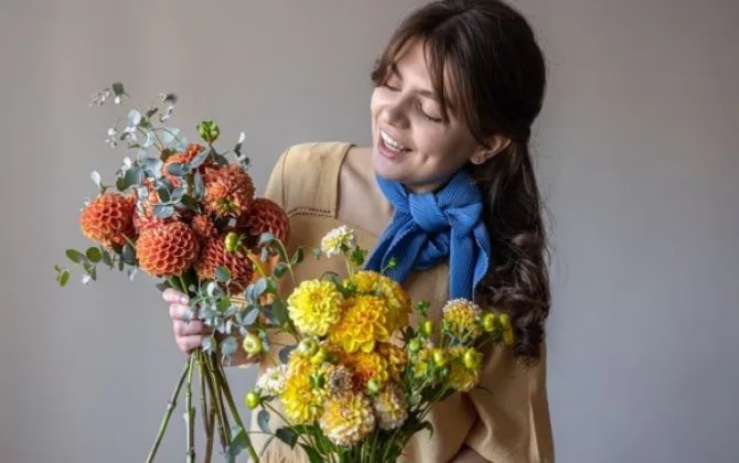 Yeni ilə qədər bəxti gətirəcək BÜRCLƏR: Çiçək ulduz falı kimlərə şans verəcək?