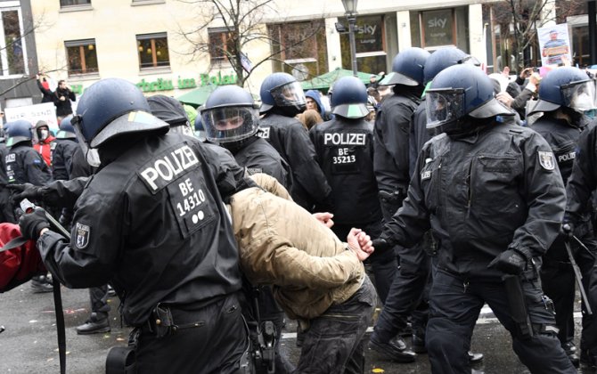 Полиция Берлина задержала 18 человек в связи с беспорядками