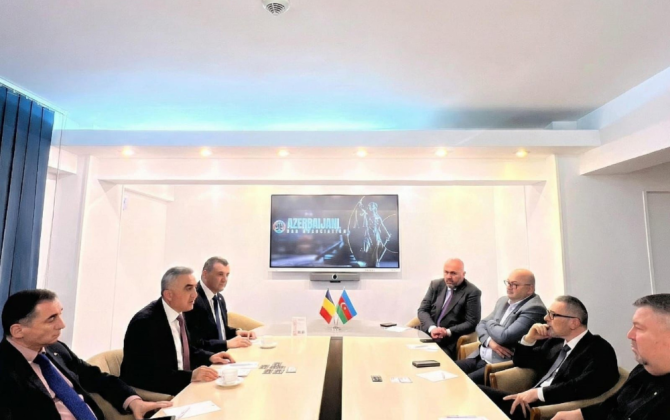 Vəkillər Kollegiyasının rəhbərliyi Rumıniyada konfransda iştirak etdi - FOTO
