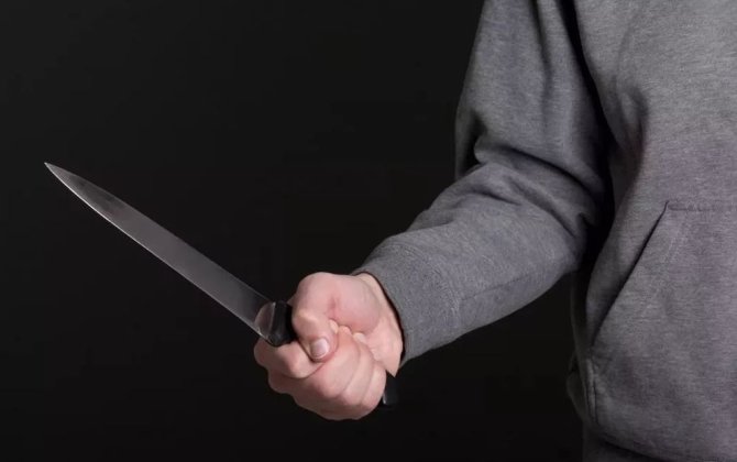 Goranboy sakini bıçaqlanıb