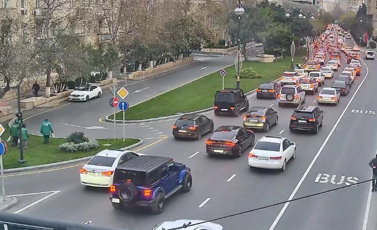 Bakının bu küçələrində sıxlıq var - SİYAHI