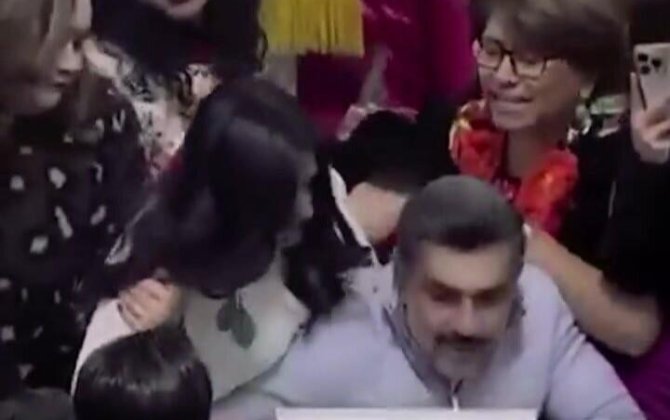 Qadın deputatlar arasında dava düşdü - VİDEO