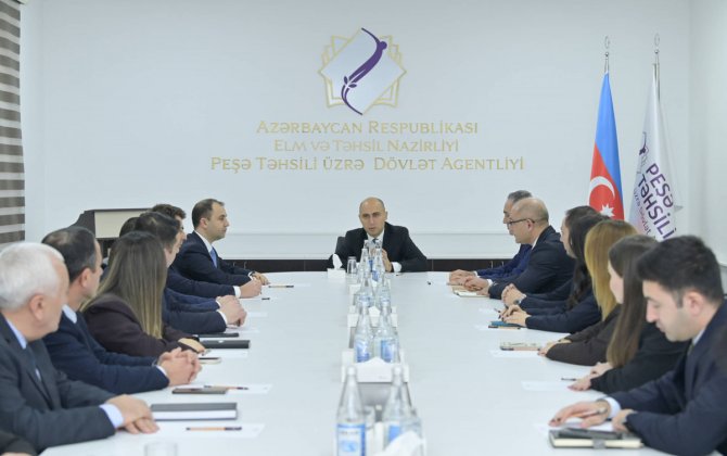 Peşə Təhsili üzrə Dövlət Agentliyinin yeni direktoru kollektivə təqdim olunub