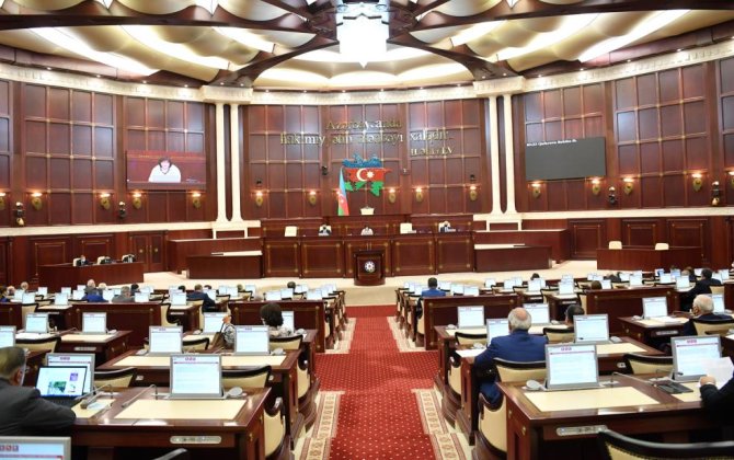 Milli Məclisin iclası keçirilir