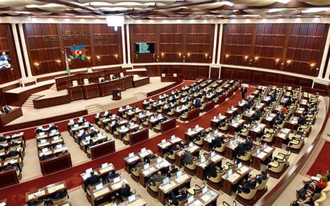 Милли Меджлис принял решение об амнистии