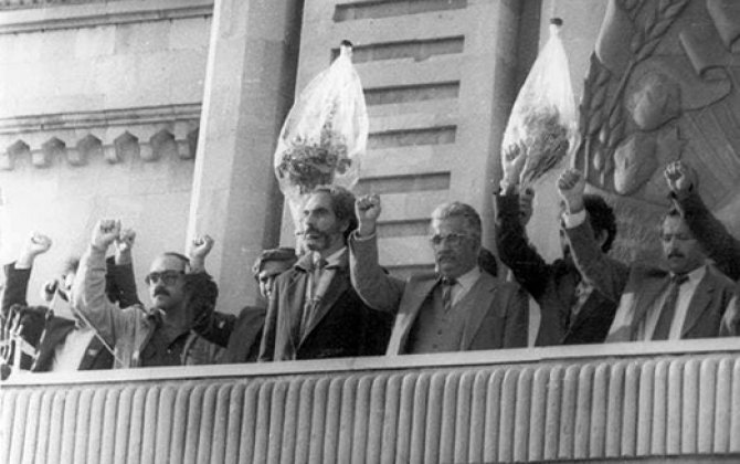 “Meydandakı çıxışımda Xalq Cəbhəsinin yaradılmasının vacib olduğunu bildirdim...”-Sabiq spiker- ARXİV