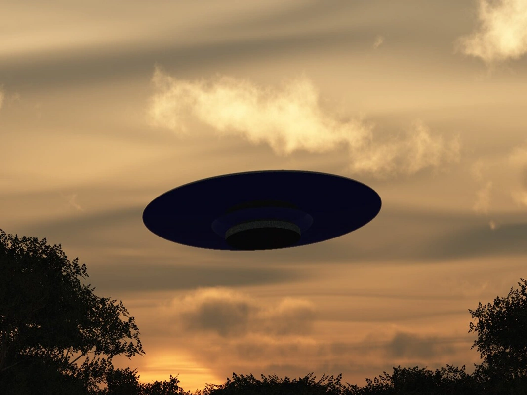 ABŞ-də atom elektrik stansiyası üzərində UNO donanması görüntüləndi: Polislər sirri aça bilmirlər