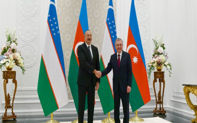 Şavkat Mirziyoyev Prezident İlham Əliyevi təbrik edib