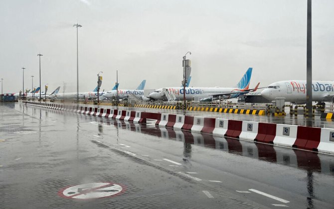 Dubay hava limanında 200-dən çox reys gecikib