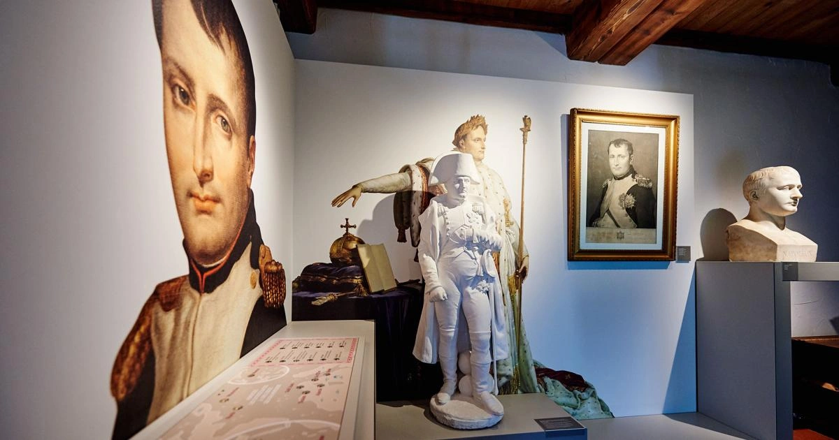 Napoleonun üzüyü oğurlandı - FOTO