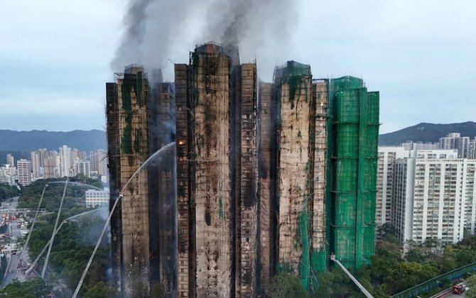 Число жертв пожара в Гонконге достигло 161