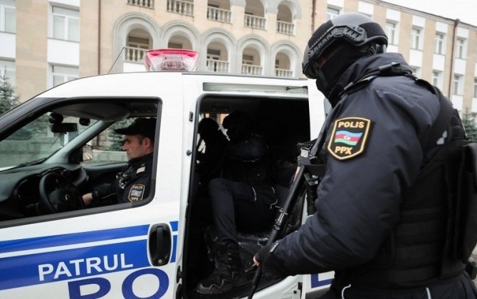 Nəsimi rayonunda oğurluq edən 4 nəfər SAXLANILDI