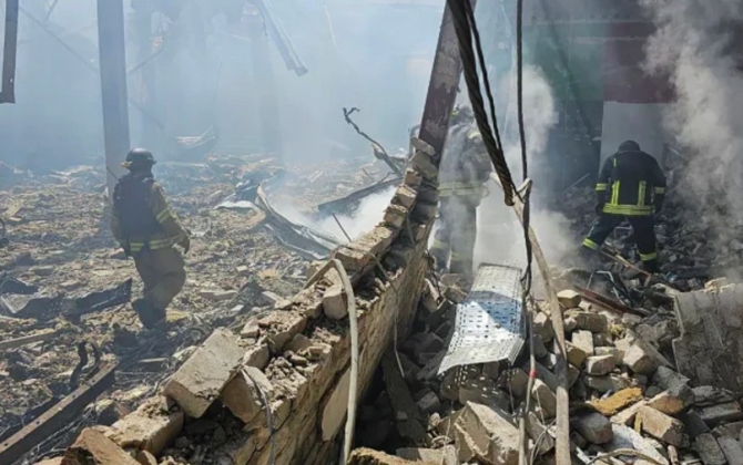 Rusiya ordusu Donetskə zərbələr endirib, ölən və yaralılar var