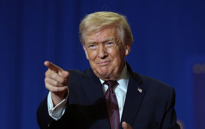 F-16 qırıcısı Trampın iqamətgahı yaxınlığında təyyarə aşkar edib