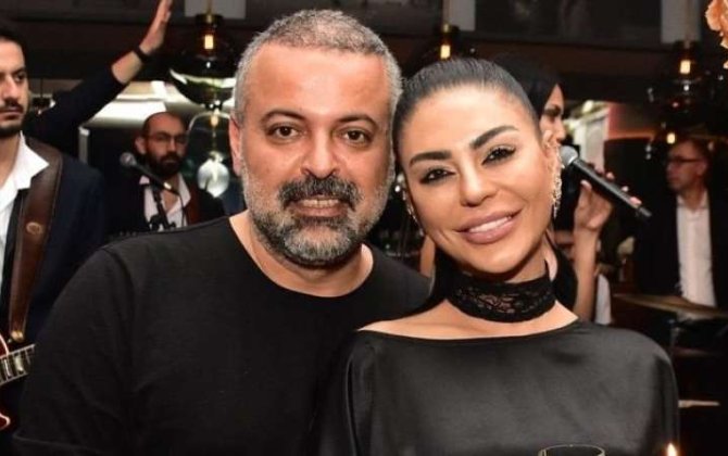 Həyat yoldaşına təyyarə hədiyyə etdi