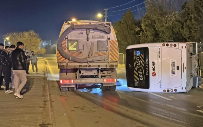 Türkiyədə yol qəzasında 13 nəfər xəsarət alıb